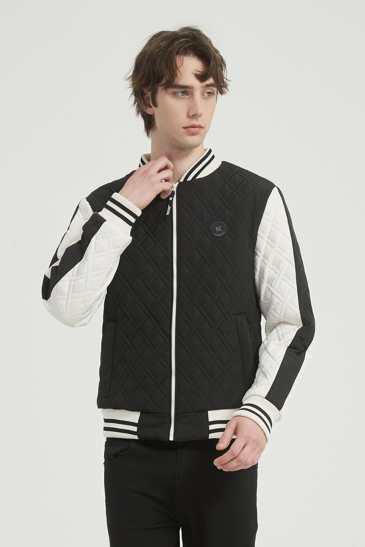 Grossiste KYMAXX - Veste avec fermeture zippée métallique