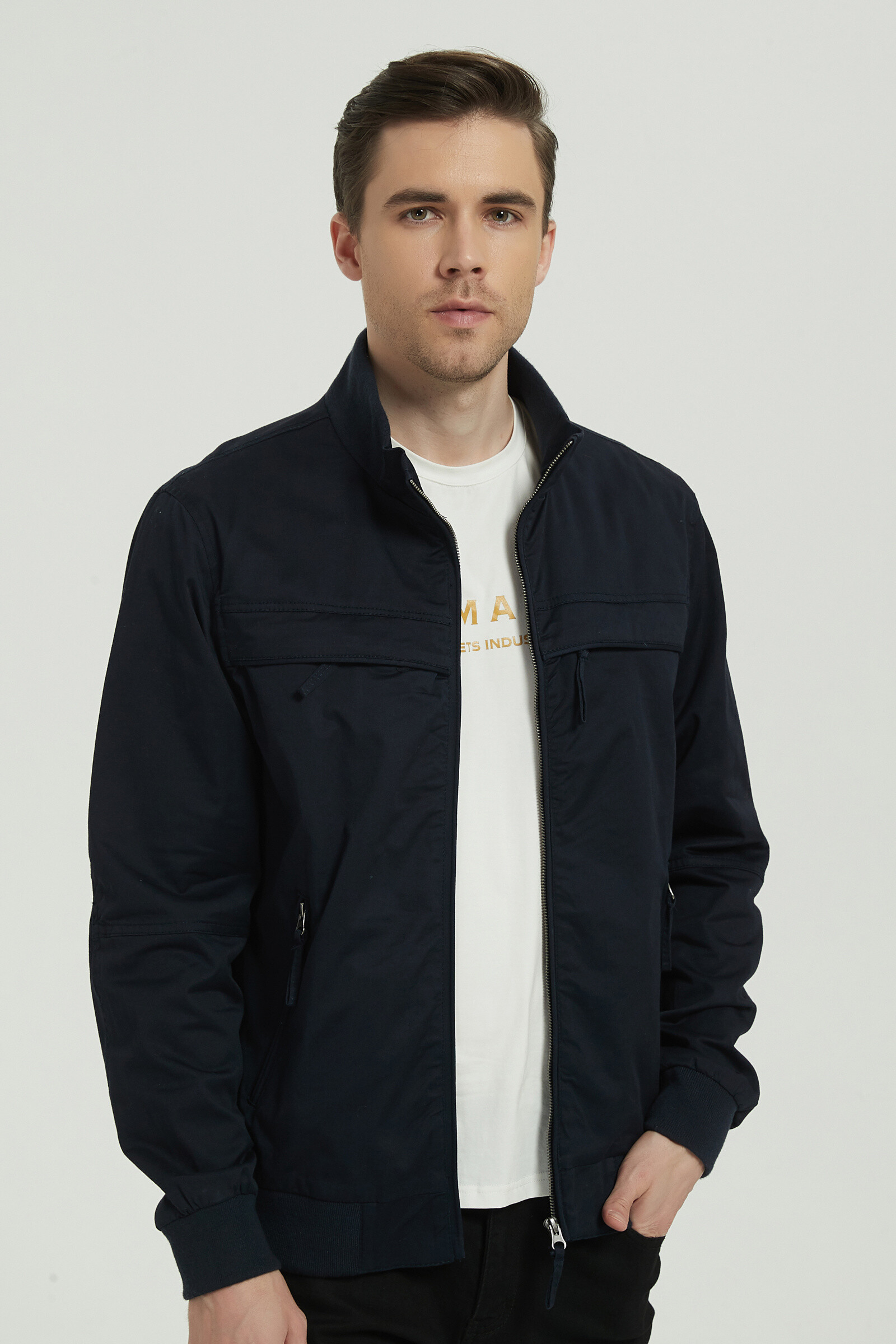 Wholesaler KYMAXX - Short cup jacket rising collar with metal zip