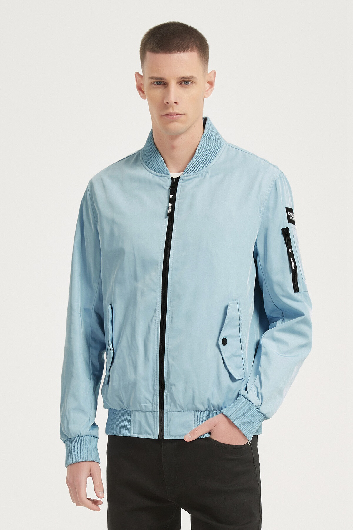 Grossiste KYMAXX - Veste mi-saison légère homme col teddy effet plissé