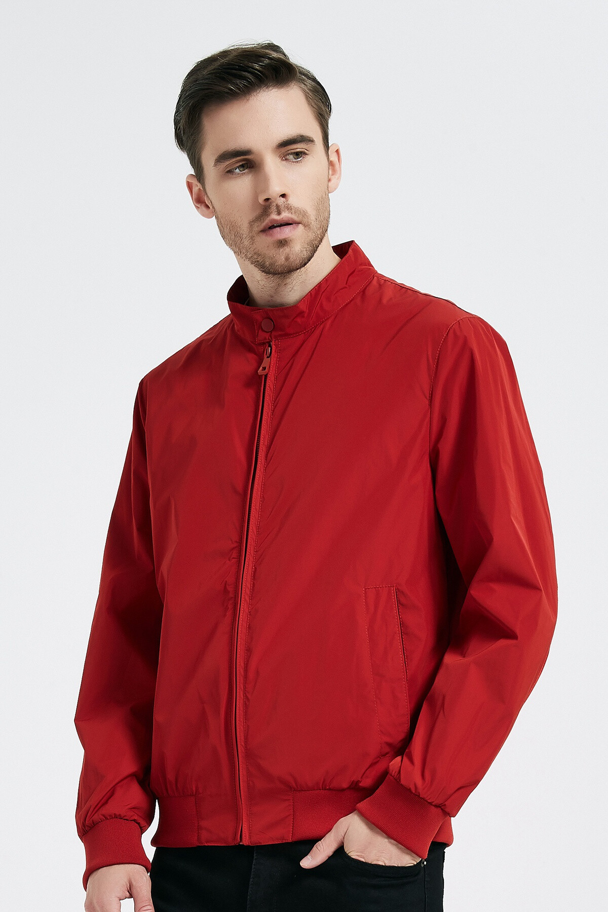 Grossiste KYMAXX - Coupe-vent léger compact homme mi-saison Matière déperlante