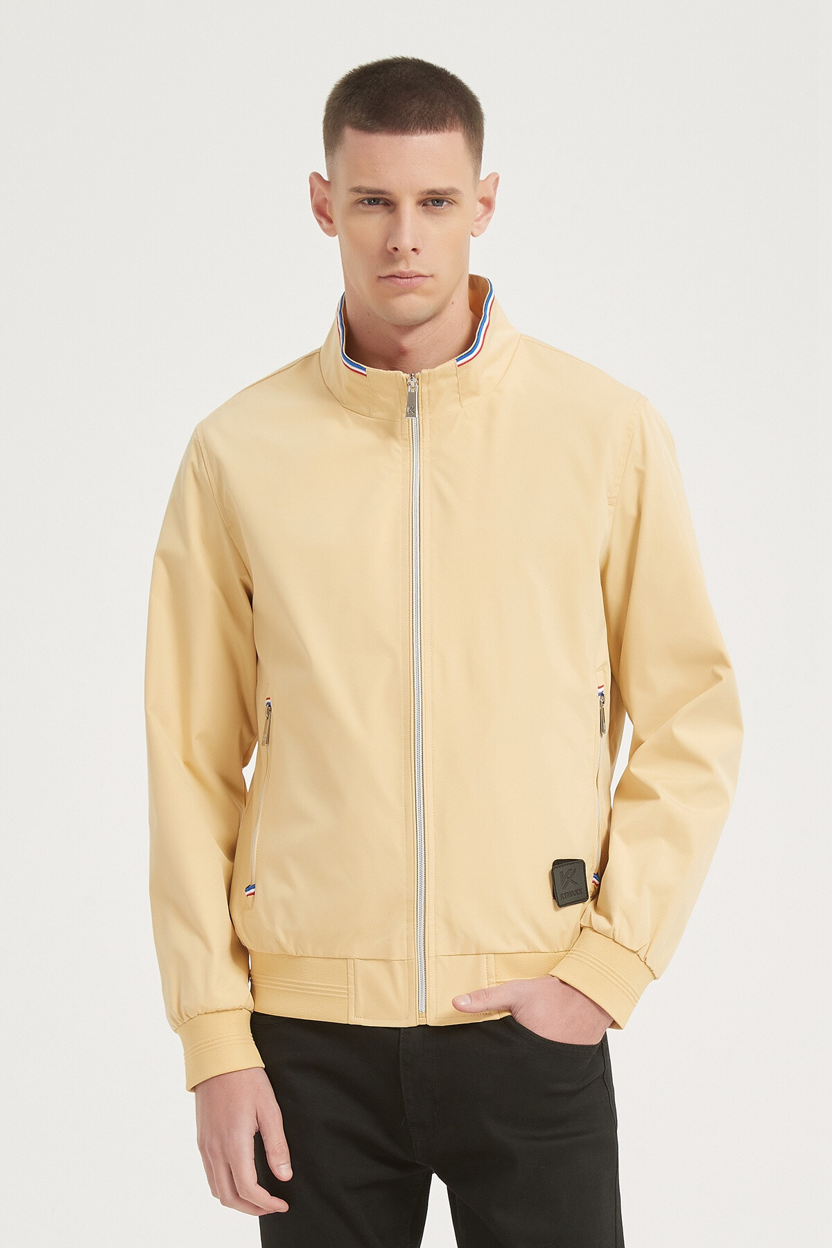 Grossiste KYMAXX - Veste mi-saison légère col montant sans capuche