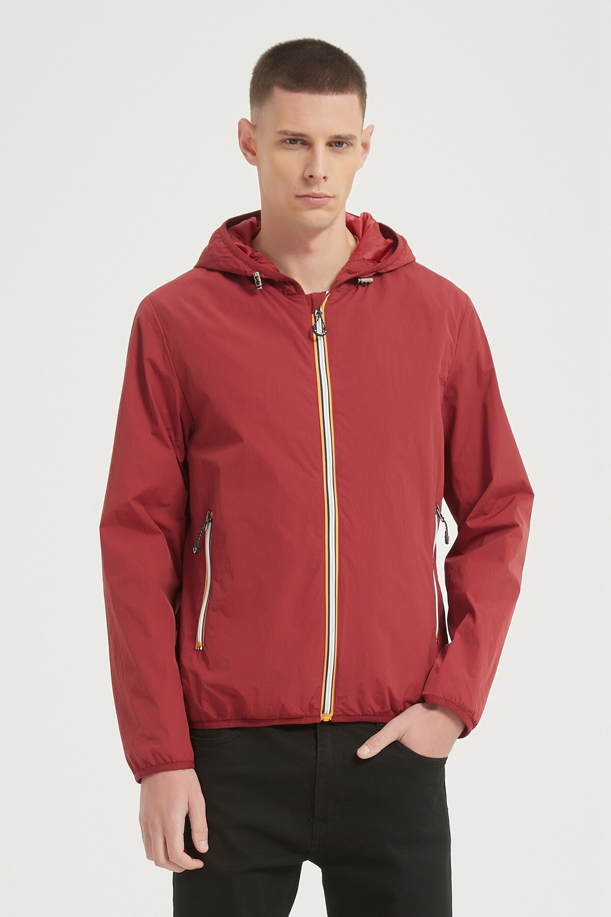 Grossiste KYMAXX - Coupe-vent léger uni homme