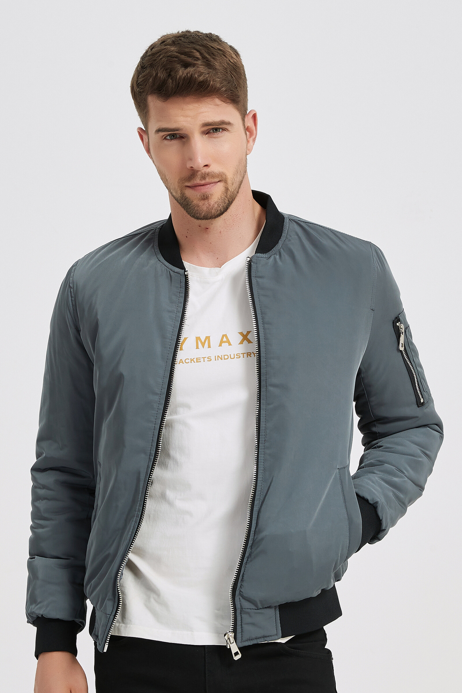 Wholesaler KYMAXX - Molletoned bomber type jacket