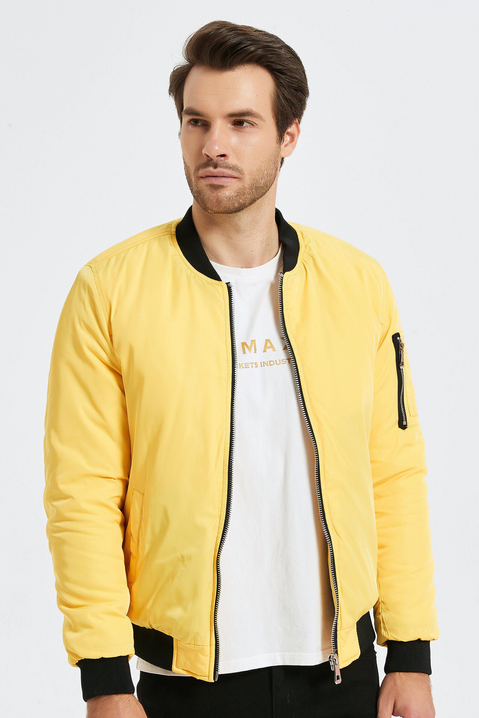Wholesaler KYMAXX - Molletoned bomber type jacket