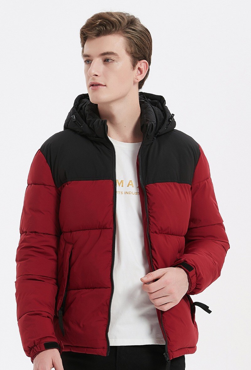 Wholesaler KYMAXX - Warm quilted down jacket with wide stripes and removable hood