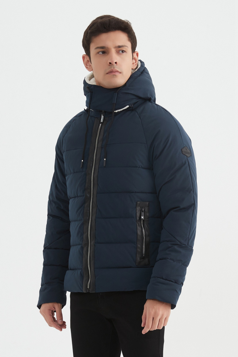 Großhändler KYMAXX - Schlichte Daunenjacke mit Kapuze und Fleecefutter