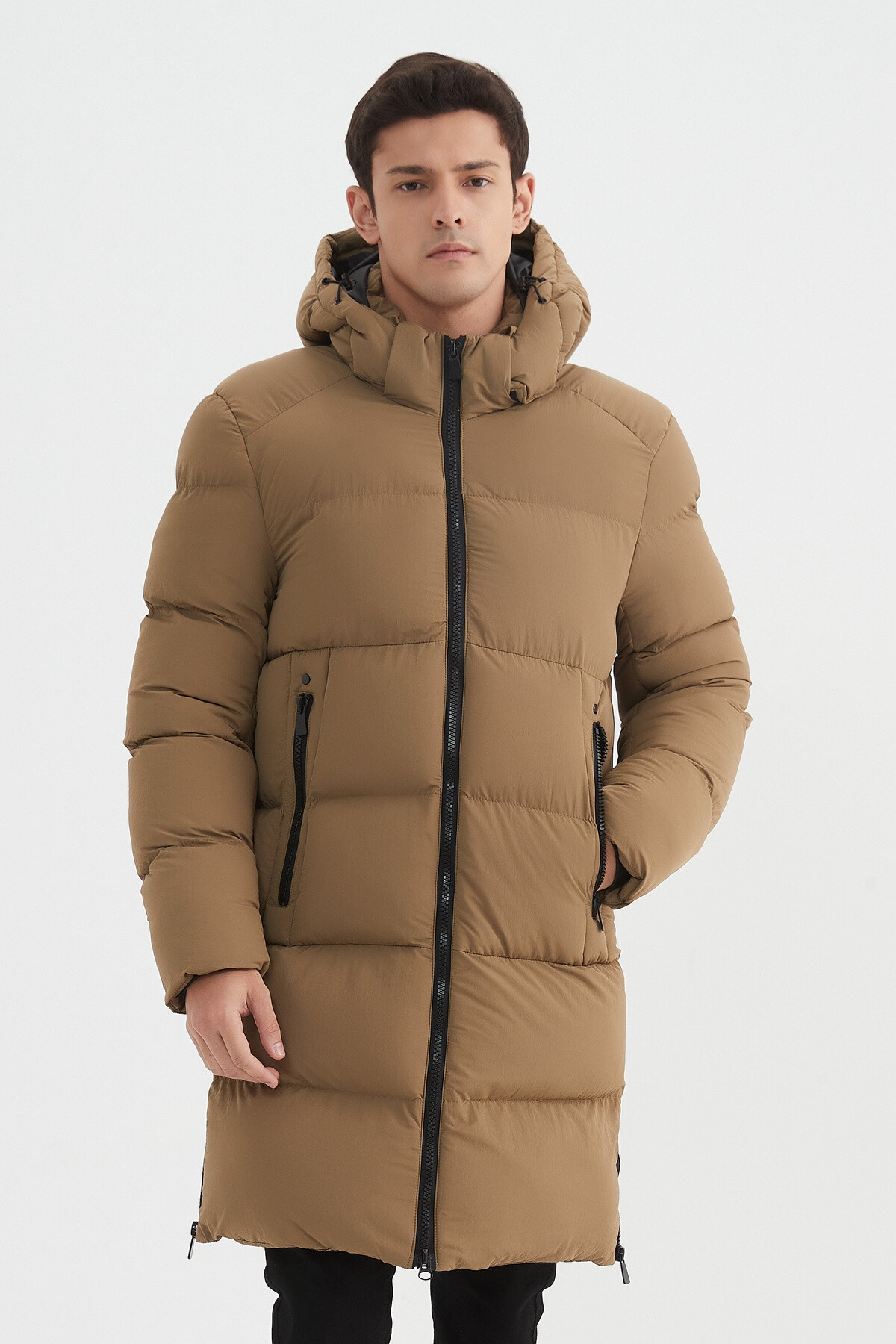 Wholesaler KYMAXX - Long plain quilted down jacket Hood