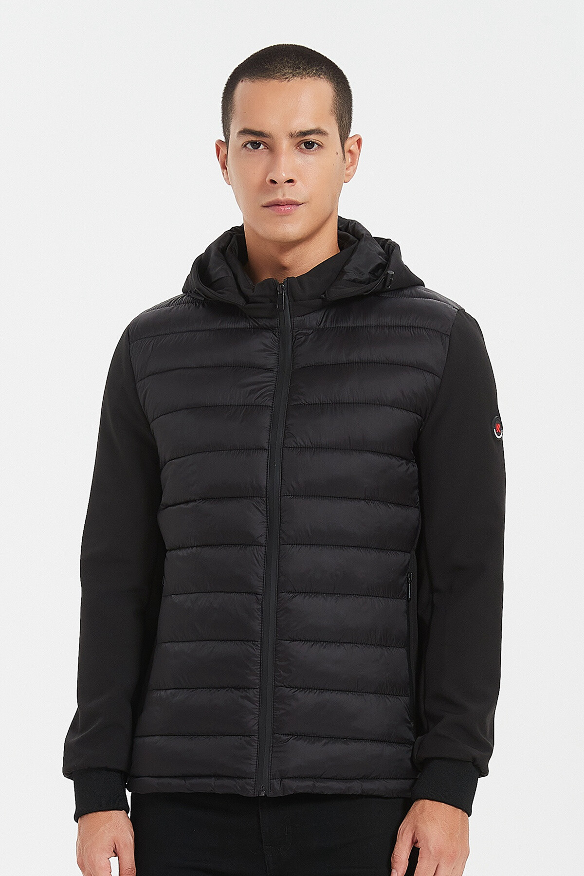 Wholesaler KYMAXX - Sleeveless down jacket Model mid-season light and compact