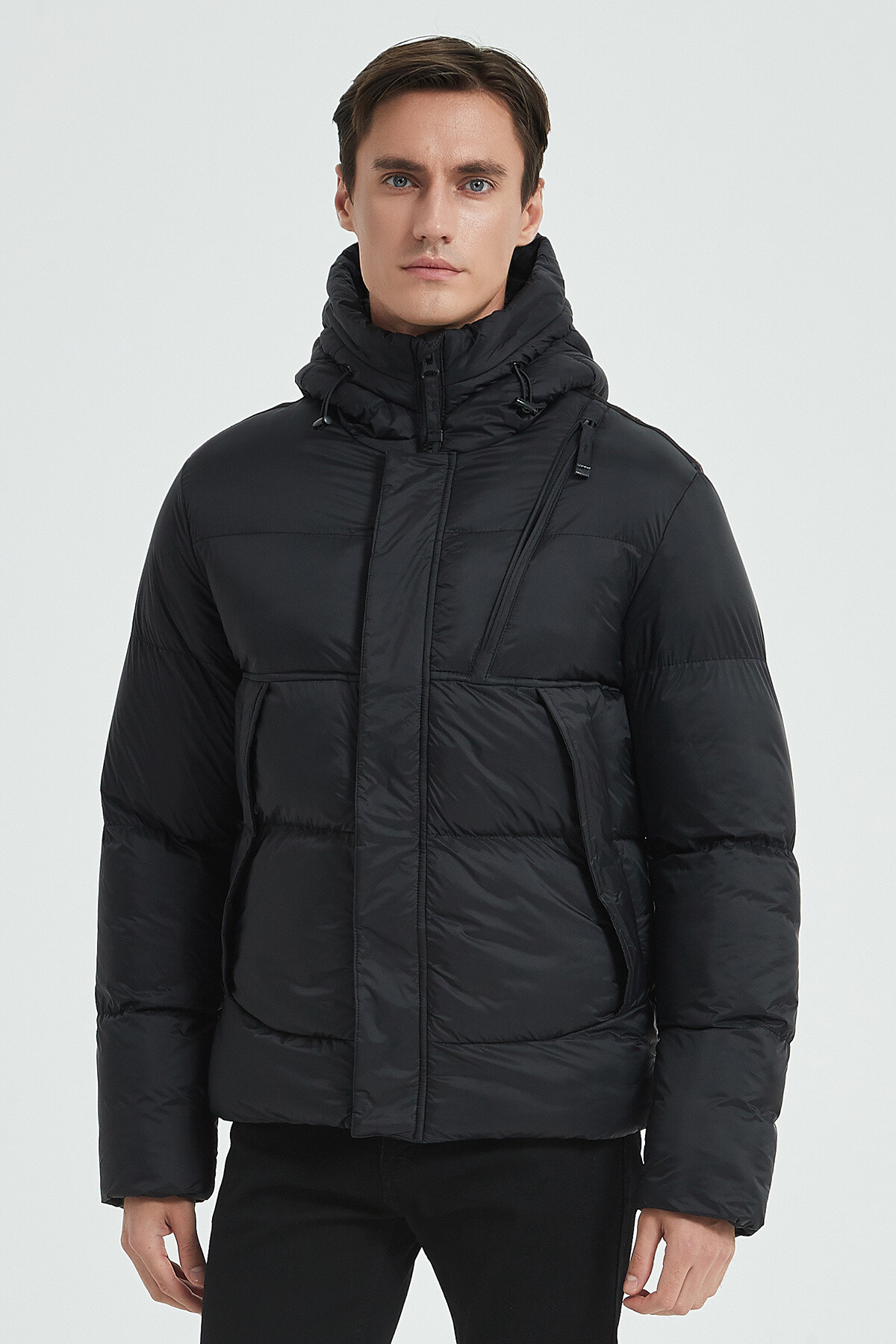 Wholesaler KYMAXX - Winter down jacket. Large hood with drawstring
