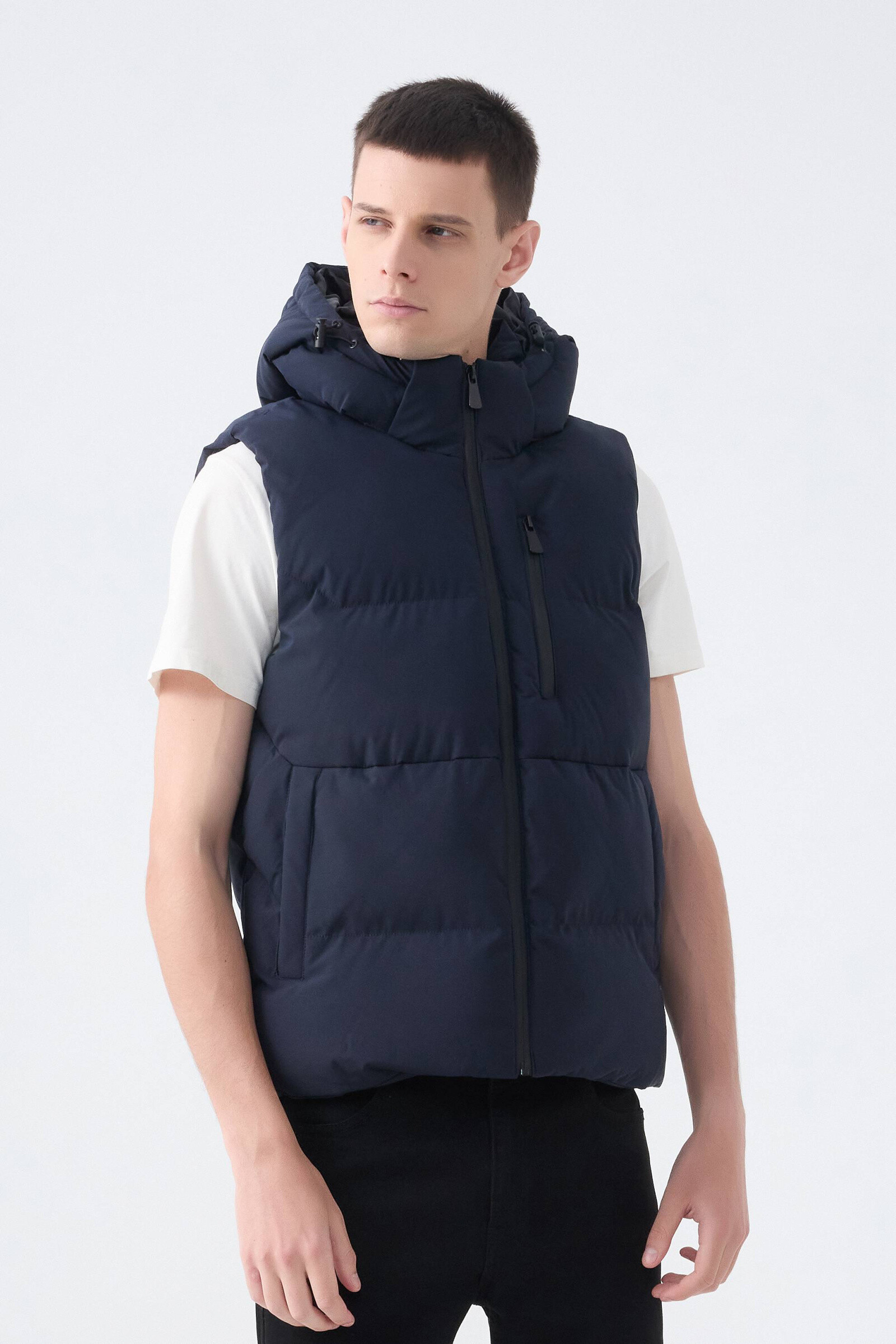Wholesaler KYMAXX - Damn Sleeveless Down jacket