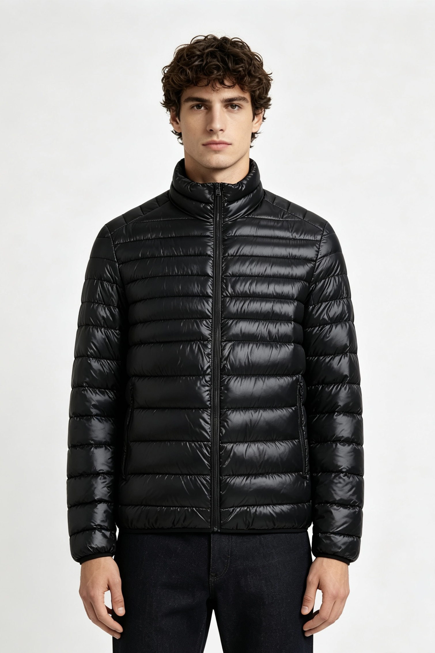 Großhändler KYMAXX - Leichte Herren-Daunenjacke mit Stehkragen