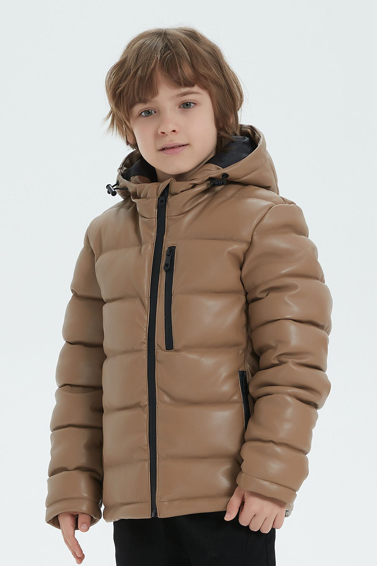 Großhändler KYMAXX - Langarm Kinderjacke Satin Stoff Effekt Imitation Leder