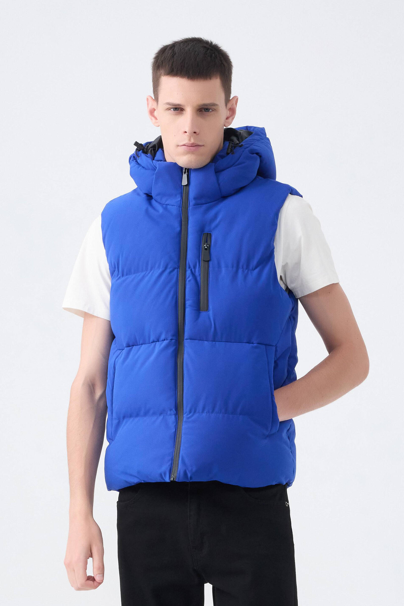 Wholesaler KYMAXX - Damn Sleeveless Down jacket