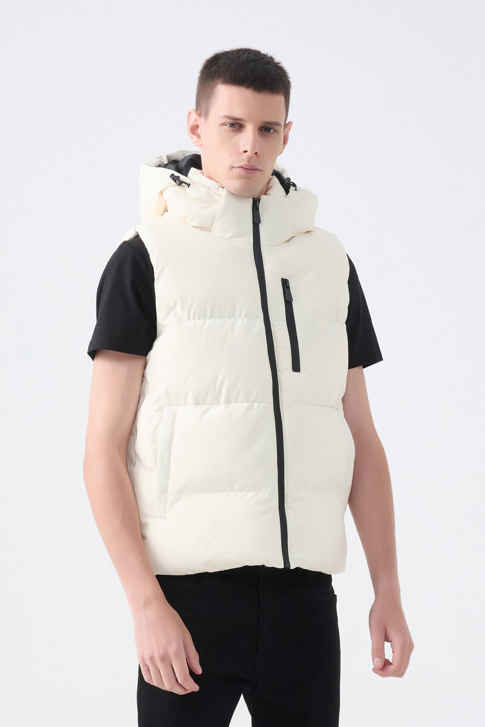 Wholesaler KYMAXX - Damn Sleeveless Down jacket