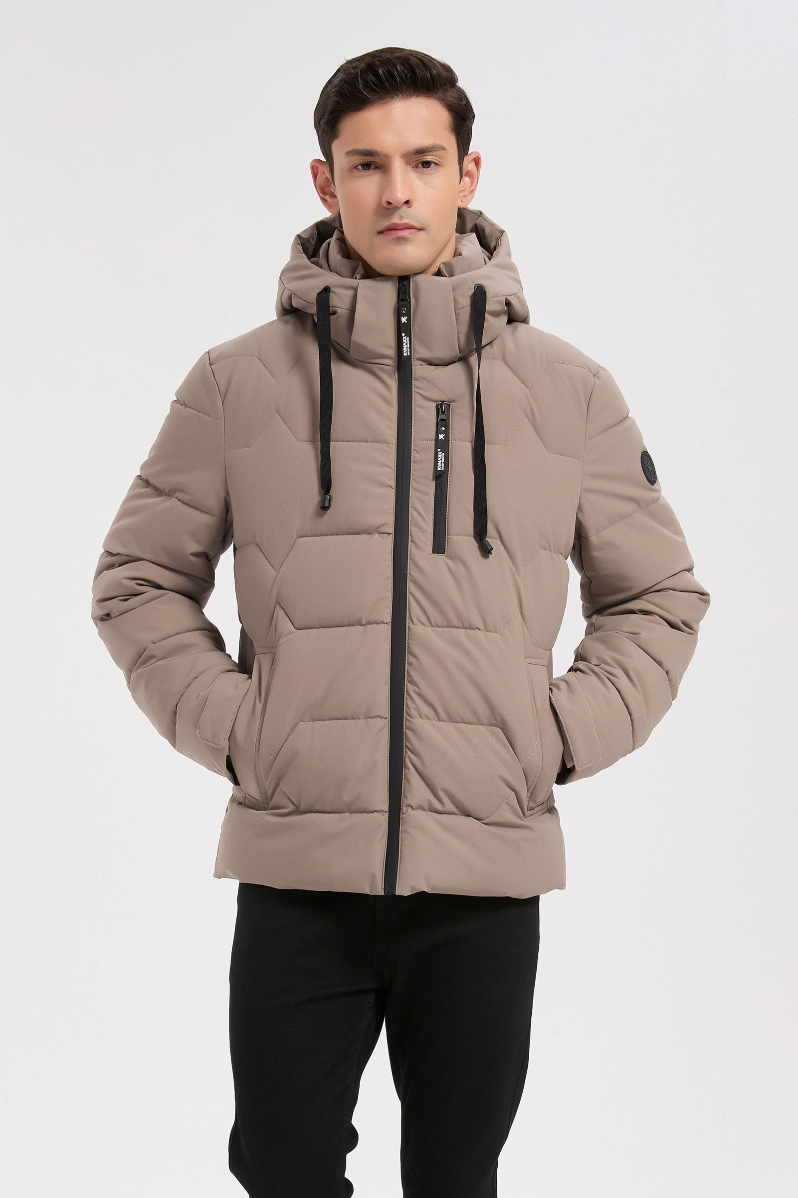 Grossiste KYMAXX - Doudoune beige homme à capuche