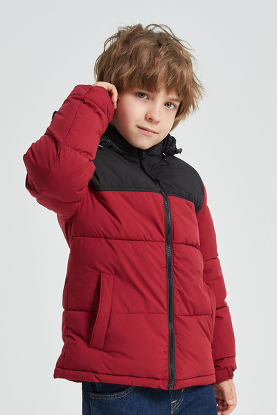 Grossiste KYMAXX - Doudoune enfant manches longues Capuche amovible Grossiste KYMAXX - Doudoune enfant manches longues Capuche amovible