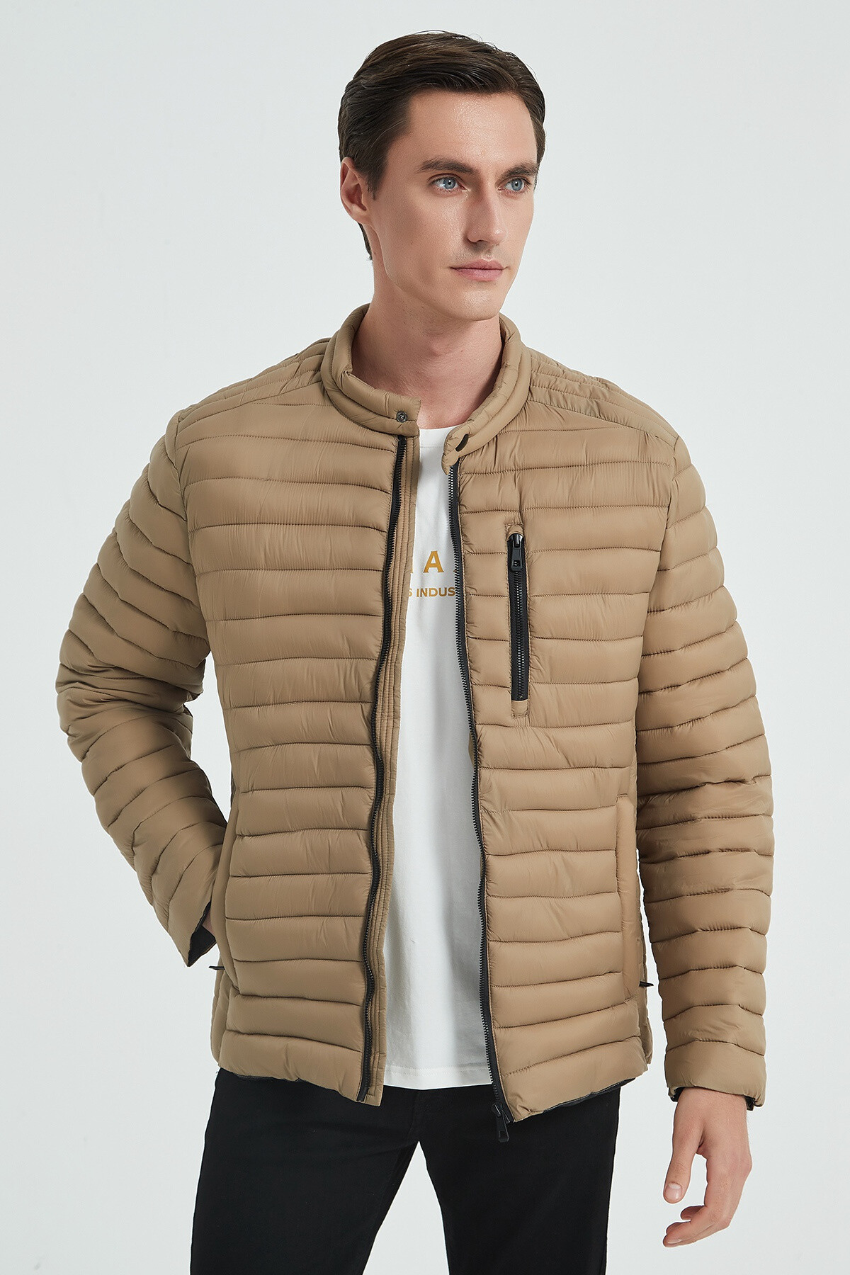 Wholesaler KYMAXX - Bi-material down jacket with hood