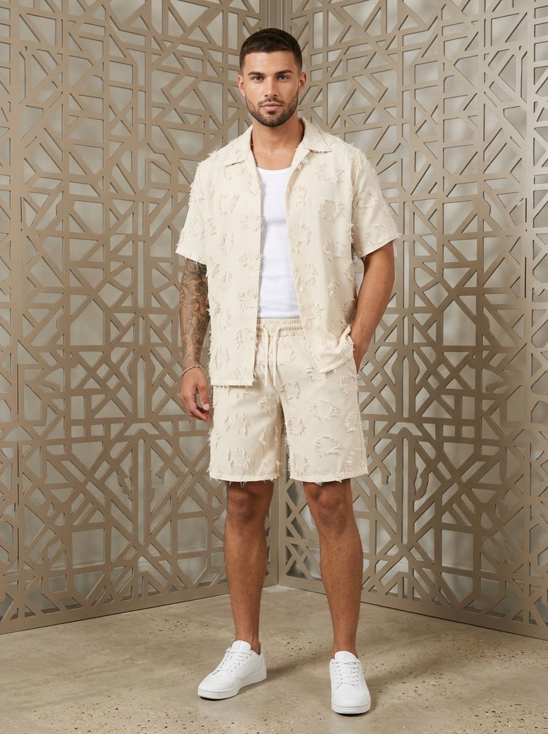 Großhändler KZR - Bouclé-Set aus Fransenhemd und Shorts