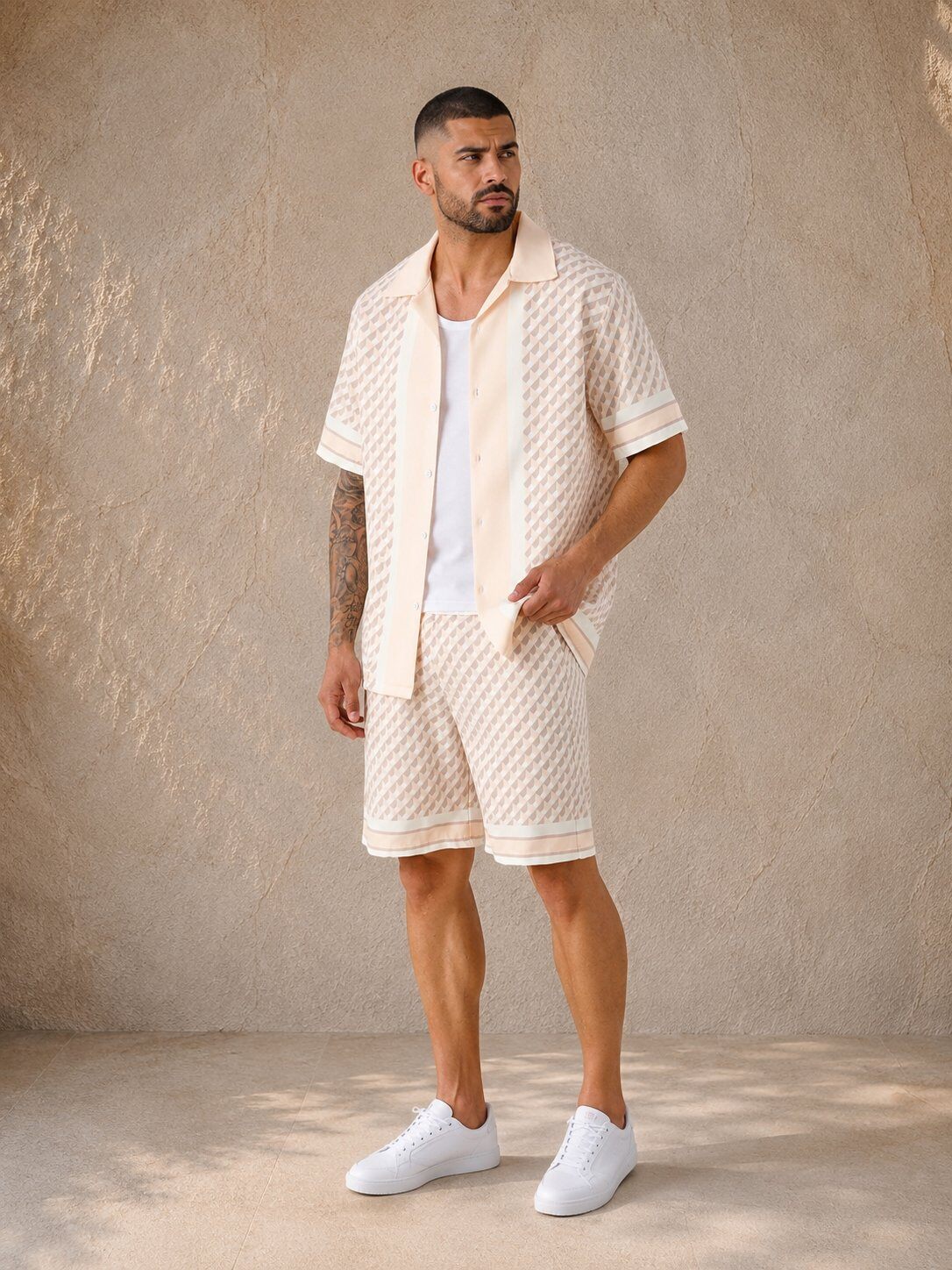 Grossista KZR - Completo camicia e pantaloncini a fantasia