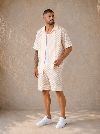 Großhändler KZR - Gemustertes Hemd und Shorts Set Großhändler KZR - Gemustertes Hemd und Shorts Set
