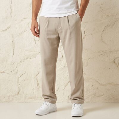 Großhändler KZR - Gerade geschnittene Hose Großhändler KZR - Gerade geschnittene Hose