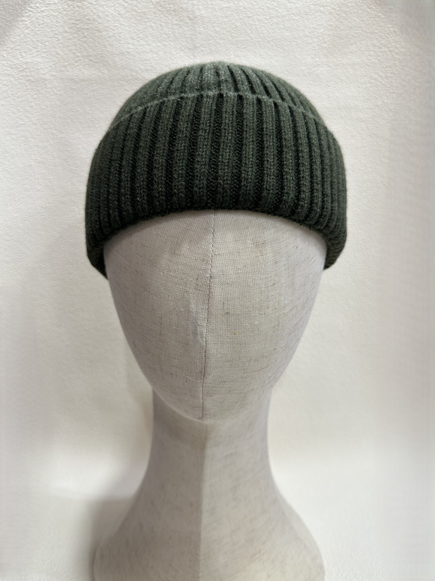 Grossiste LEXA PLUS - Bonnet court côtelé