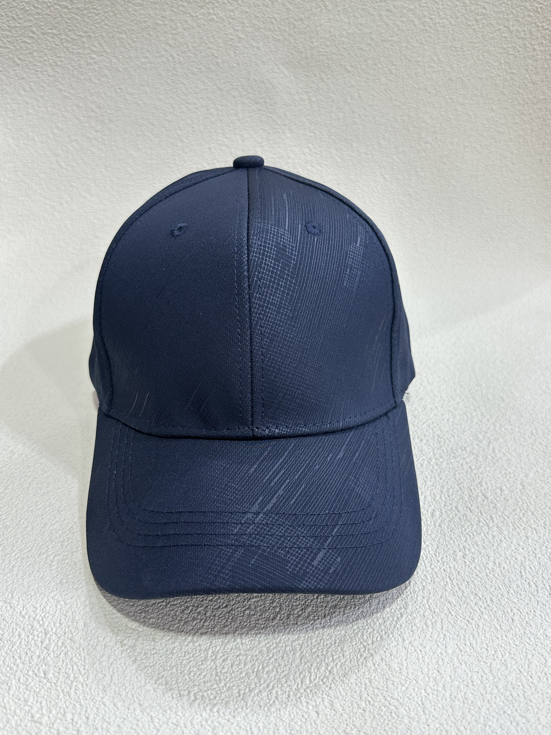 Großhändler LEXA PLUS - Kappe mit grafischer Textur