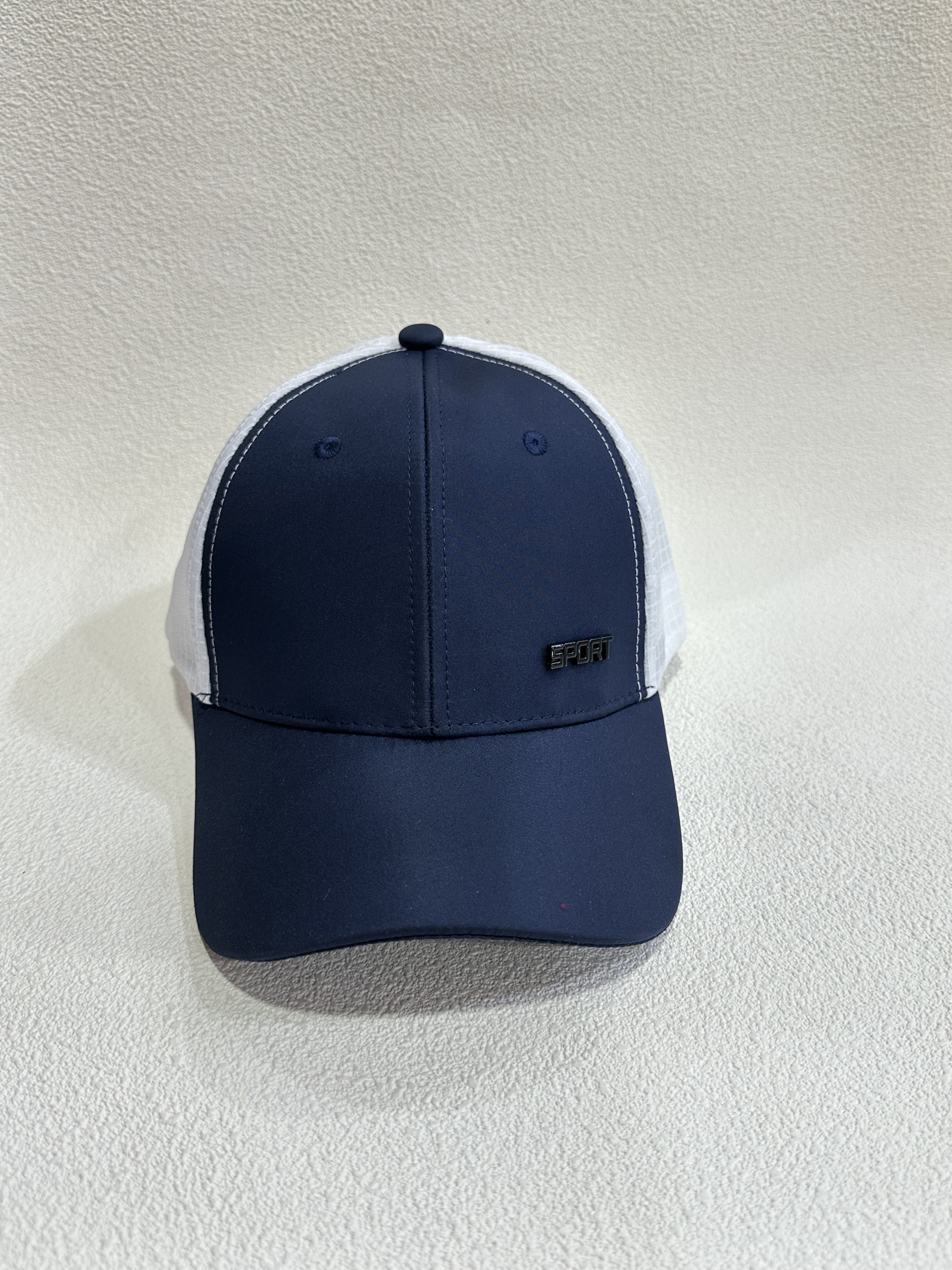 Grossiste LEXA PLUS - Casquette de style trucker (casquette de camionneur) bicolore.