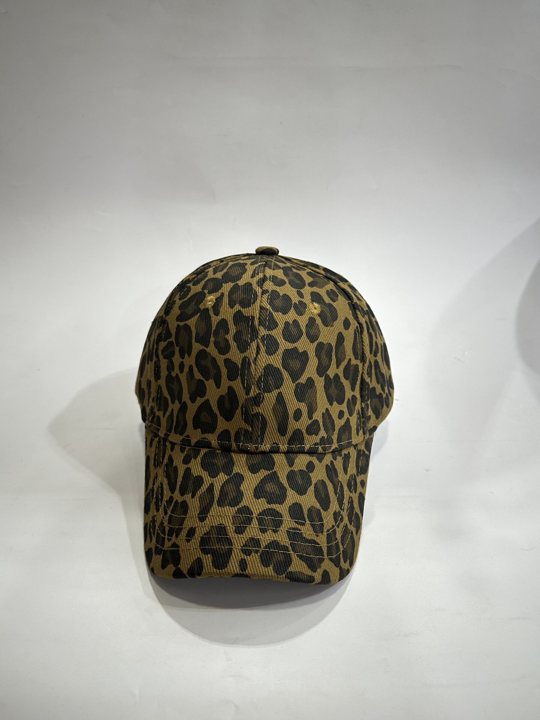 Grossiste LEXA PLUS - Casquette motif léopard