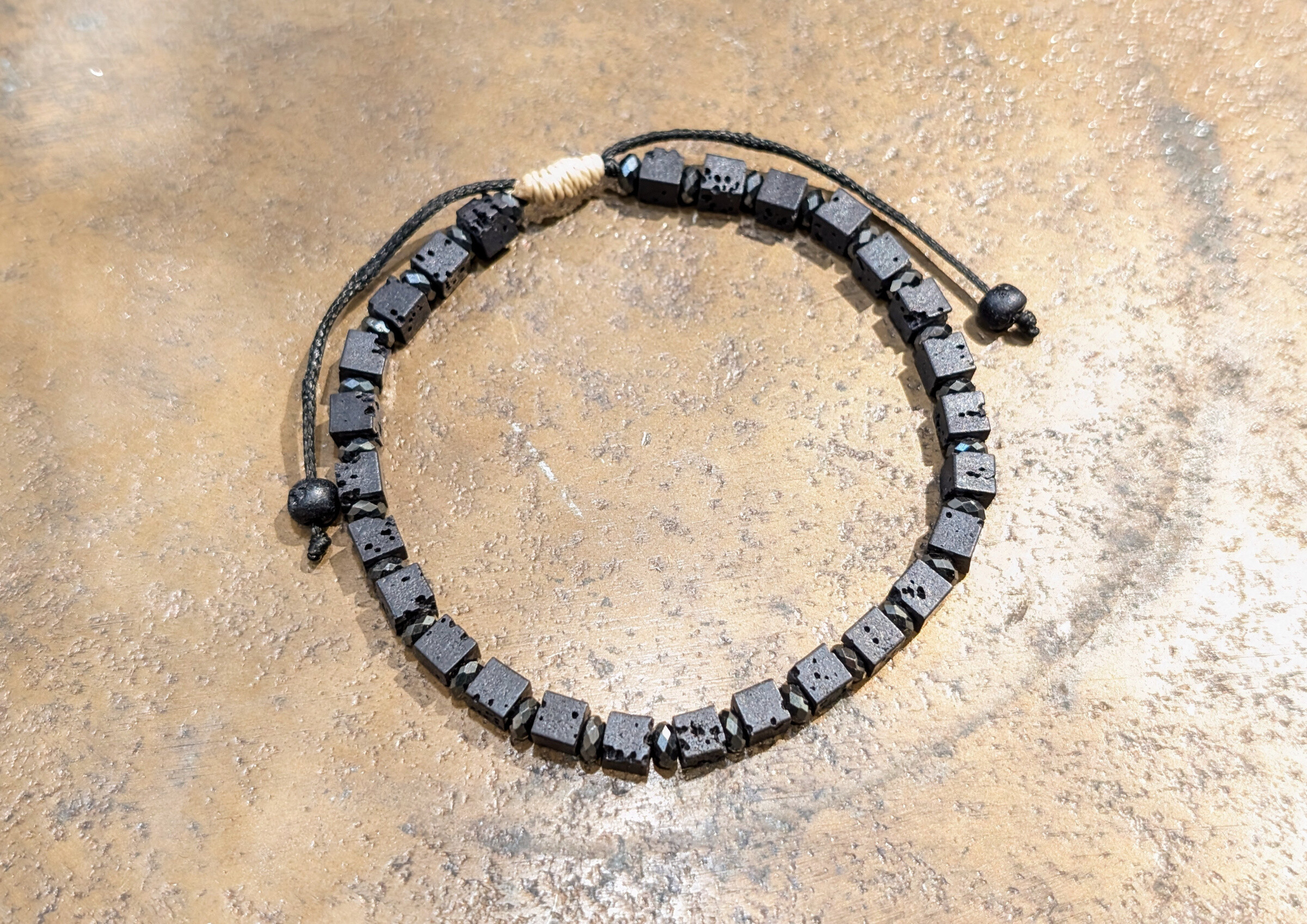 Wholesaler LOMINA - Stainless steel men's bracelet