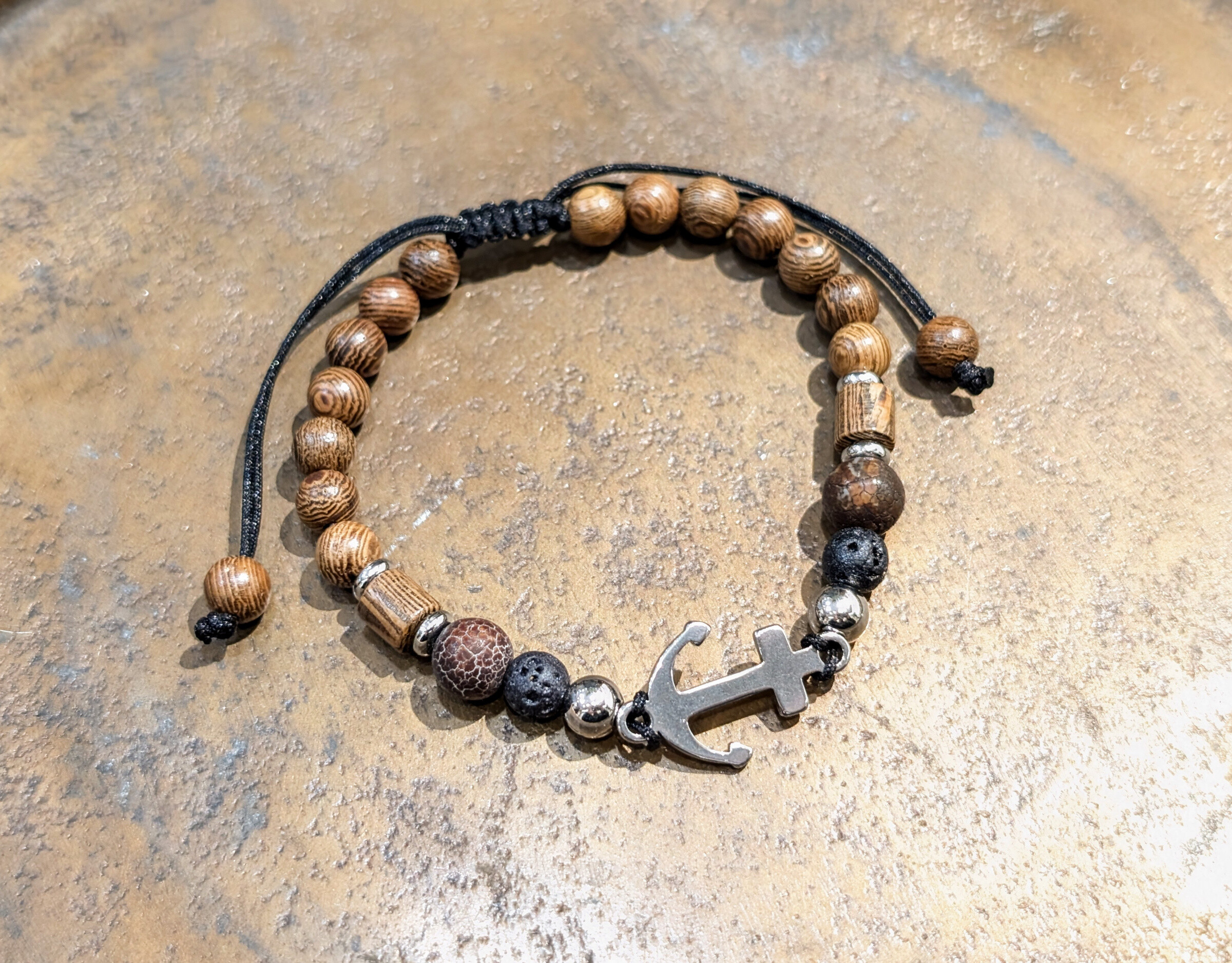 Wholesaler LOMINA - Stainless steel men's bracelet