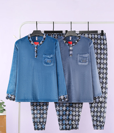 Grossiste LYCORIS - Ensemble 2 pièces homme pyjama polaire Grossiste LYCORIS - Ensemble 2 pièces homme pyjama polaire