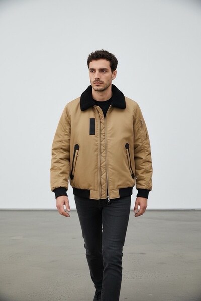 Großhändler Lysande - Bomberjacke mit abnehmbarem Kunstfell Großhändler Lysande - Bomberjacke mit abnehmbarem Kunstfell