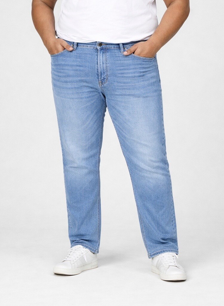 Großhändler Lysande - Herrenjeans in Übergröße – Hellblaues Denim
