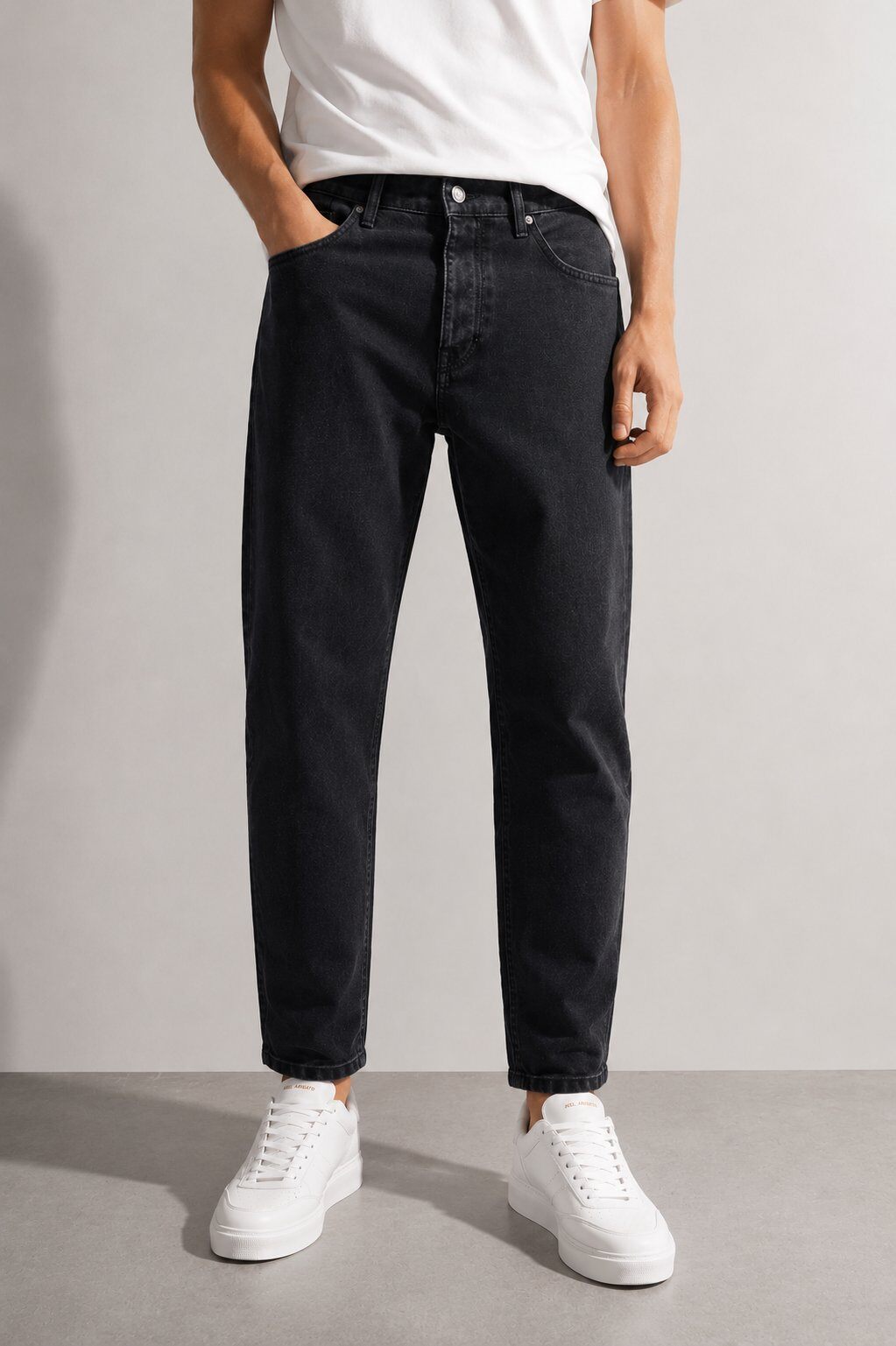Wholesaler Lysande - Men's tapered black jeans 100% cotton
