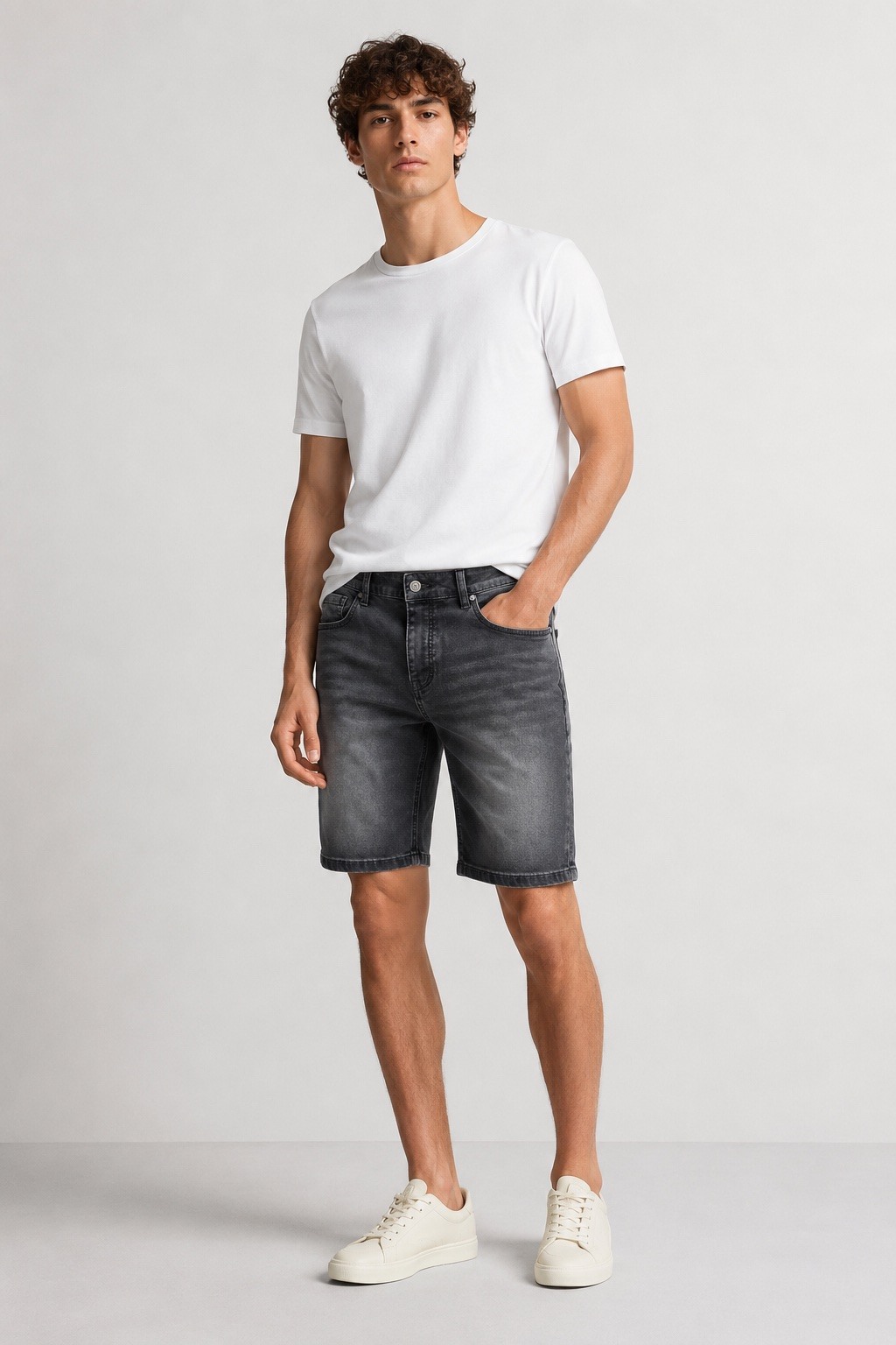 Wholesaler Lysande - Men's Straight Cut Denim Shorts – Dark Washed Grey