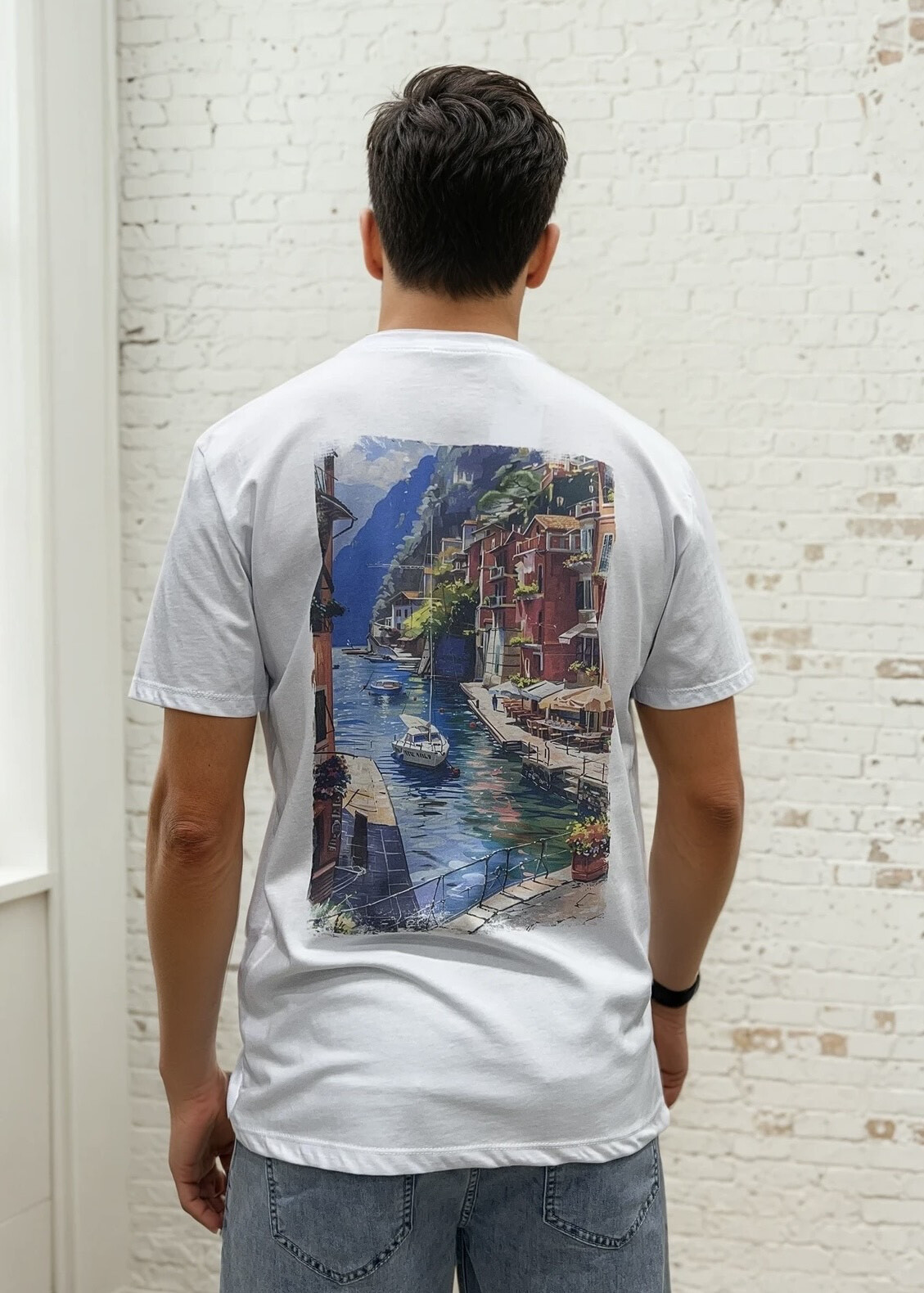 Grossiste Lysande - T-shirt imprimé homme avec visuel à l’avant et au dos.