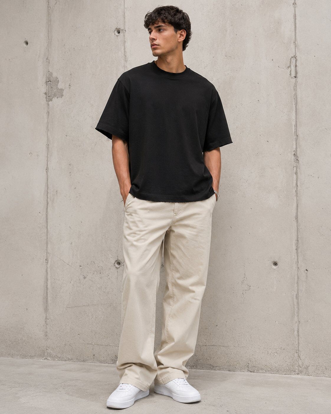 Grossista Lysande - T-SHIRT NERA OVERSIZE – FINITURE GREZZE