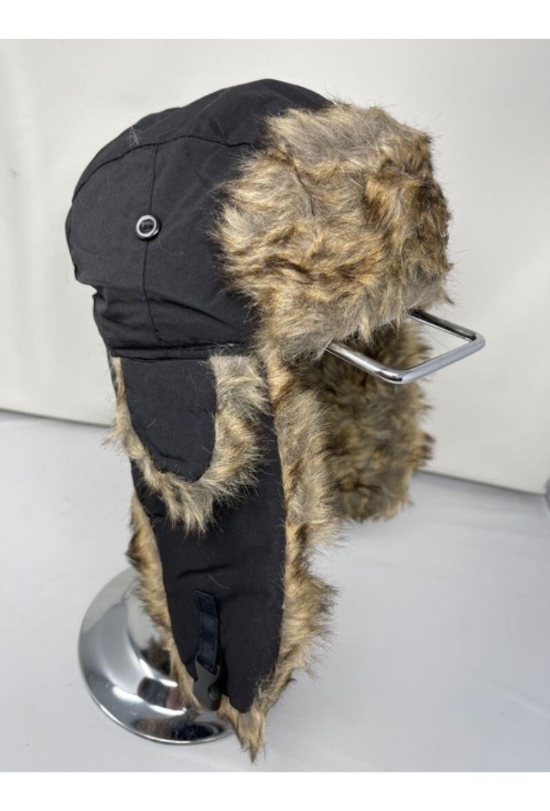 Wholesaler Mac Moda - BLACK CHAPKA WITH FAUX FUR