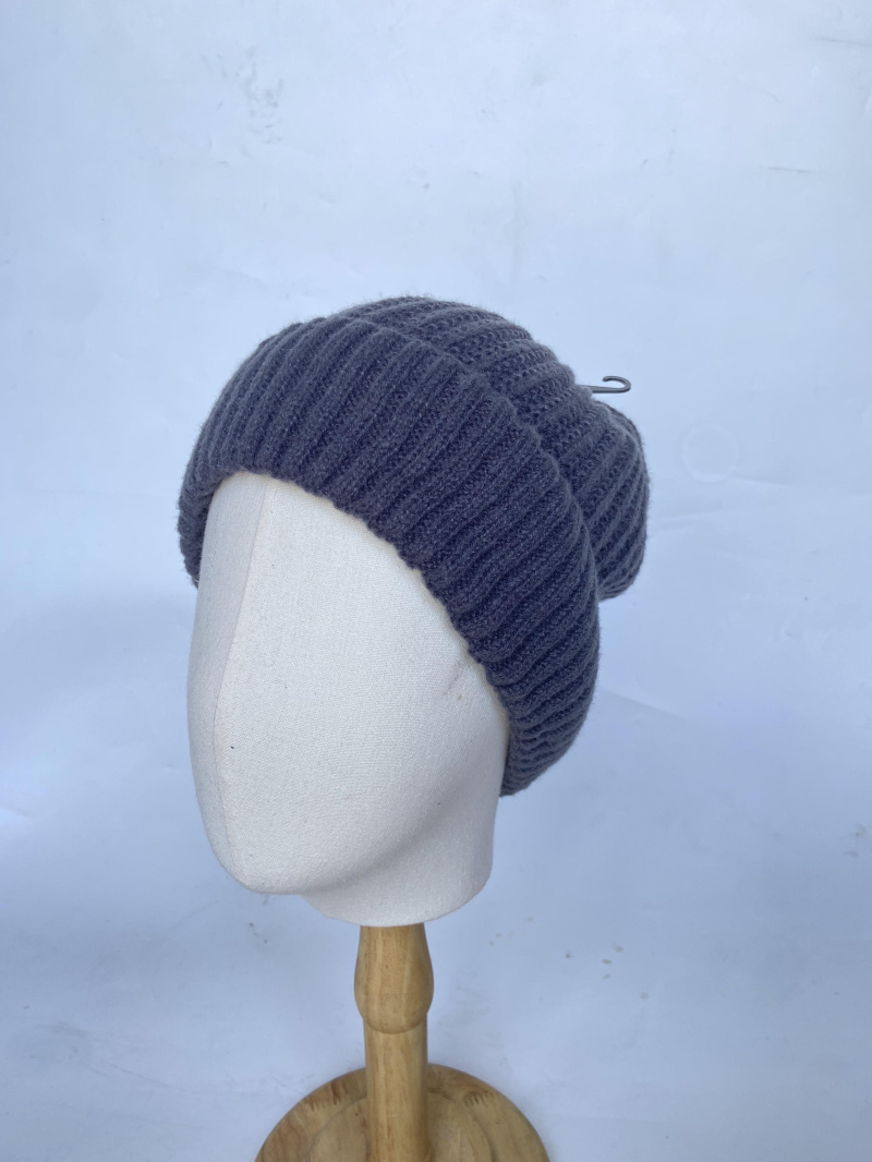 Großhändler Mac Moda - Set aus Damen Pompom Chenille Beanie mit synthetischem Pelzfutter