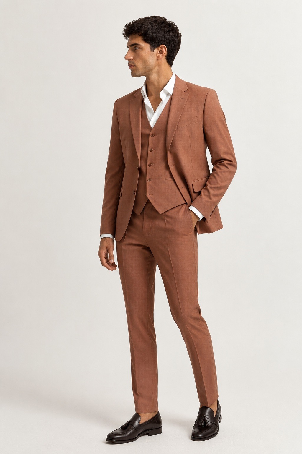 Mayorista MACKTEN - Traje de hombre de 3 piezas en lycra camel oscuro