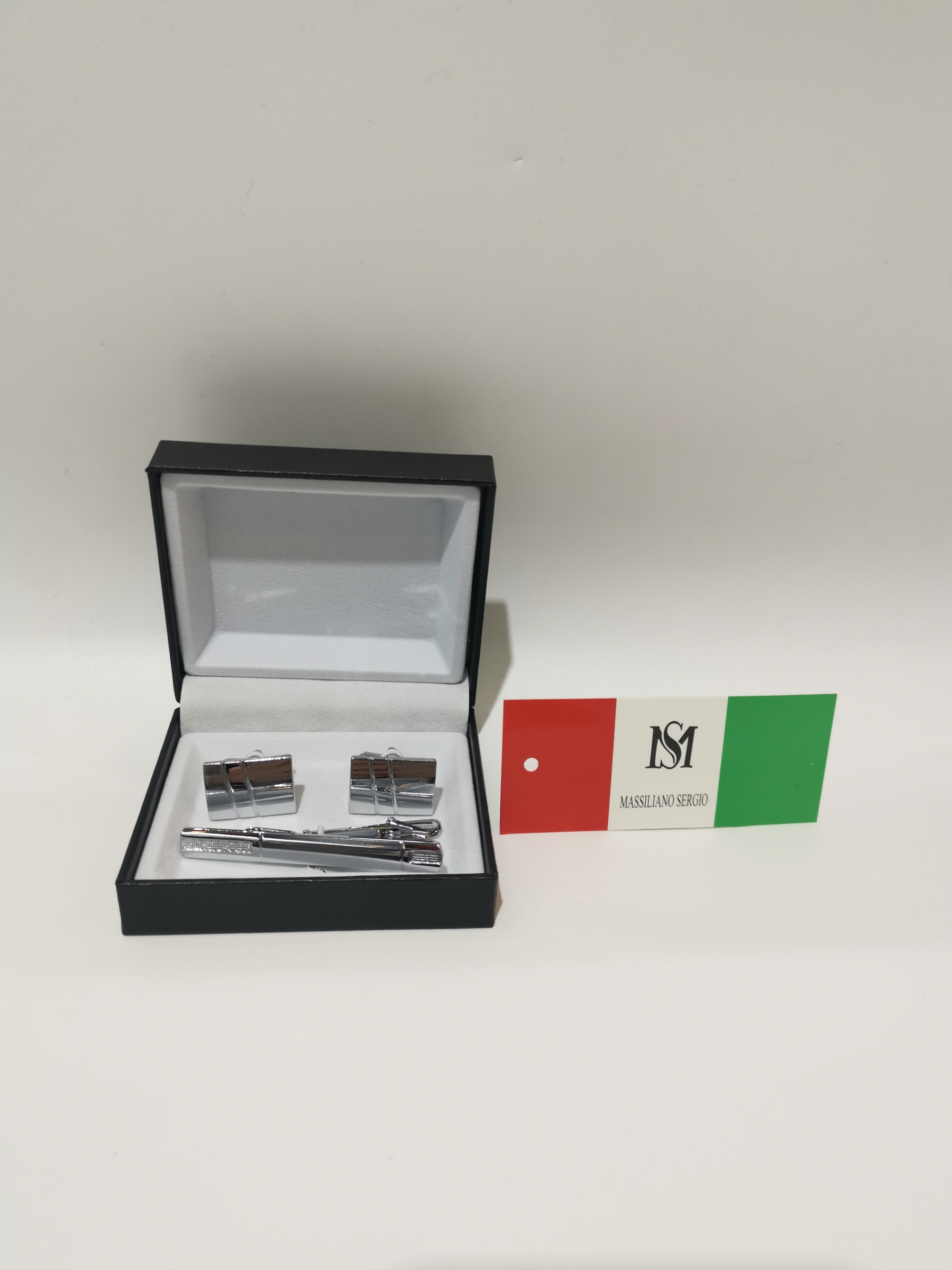 Grossista Massiliano Sergio - Set di gemelli con fermacravatta di Massiliano Sergio