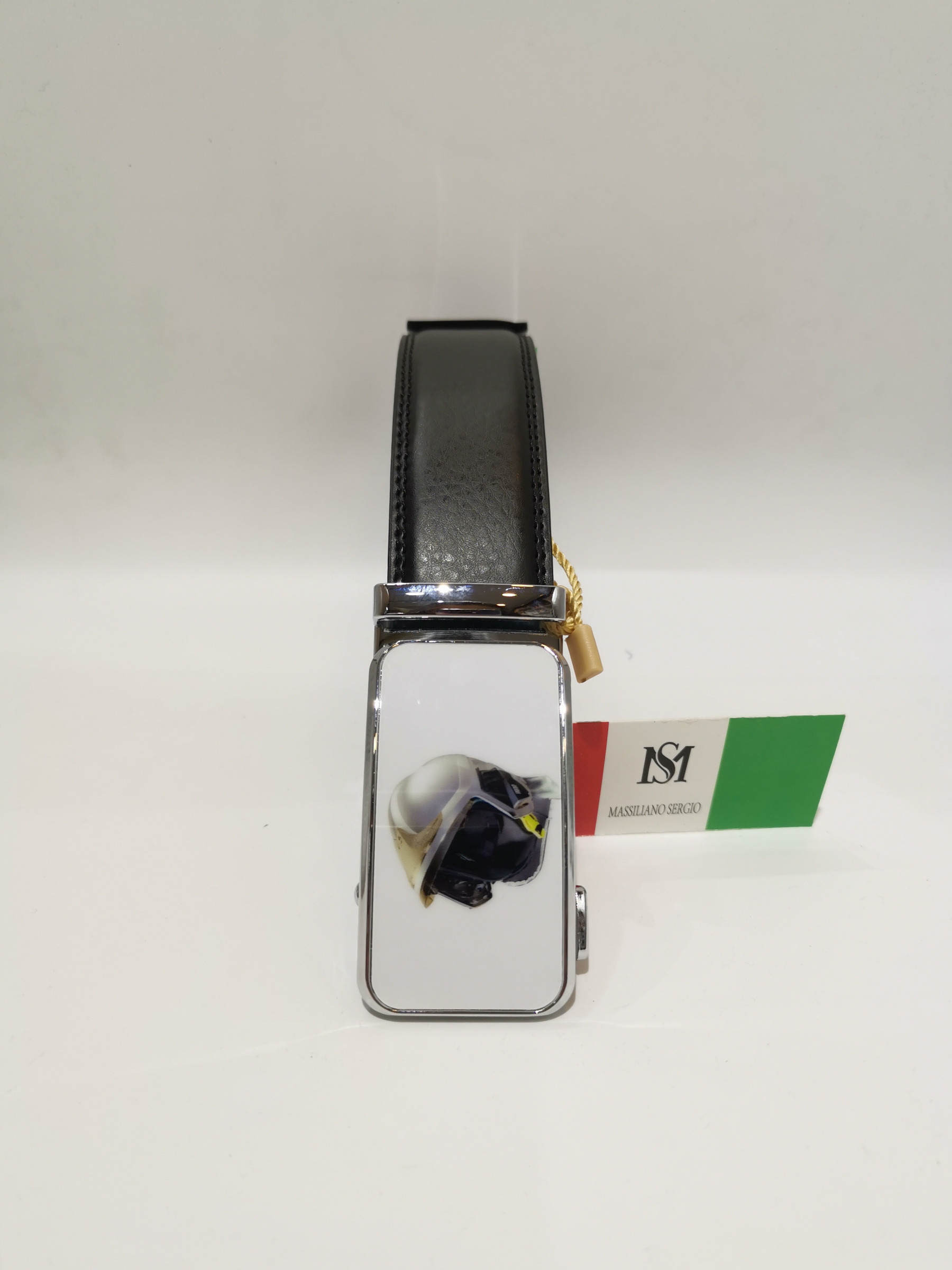 Grossista Massiliano Sergio - Cintura automatica con un casco da pompiere