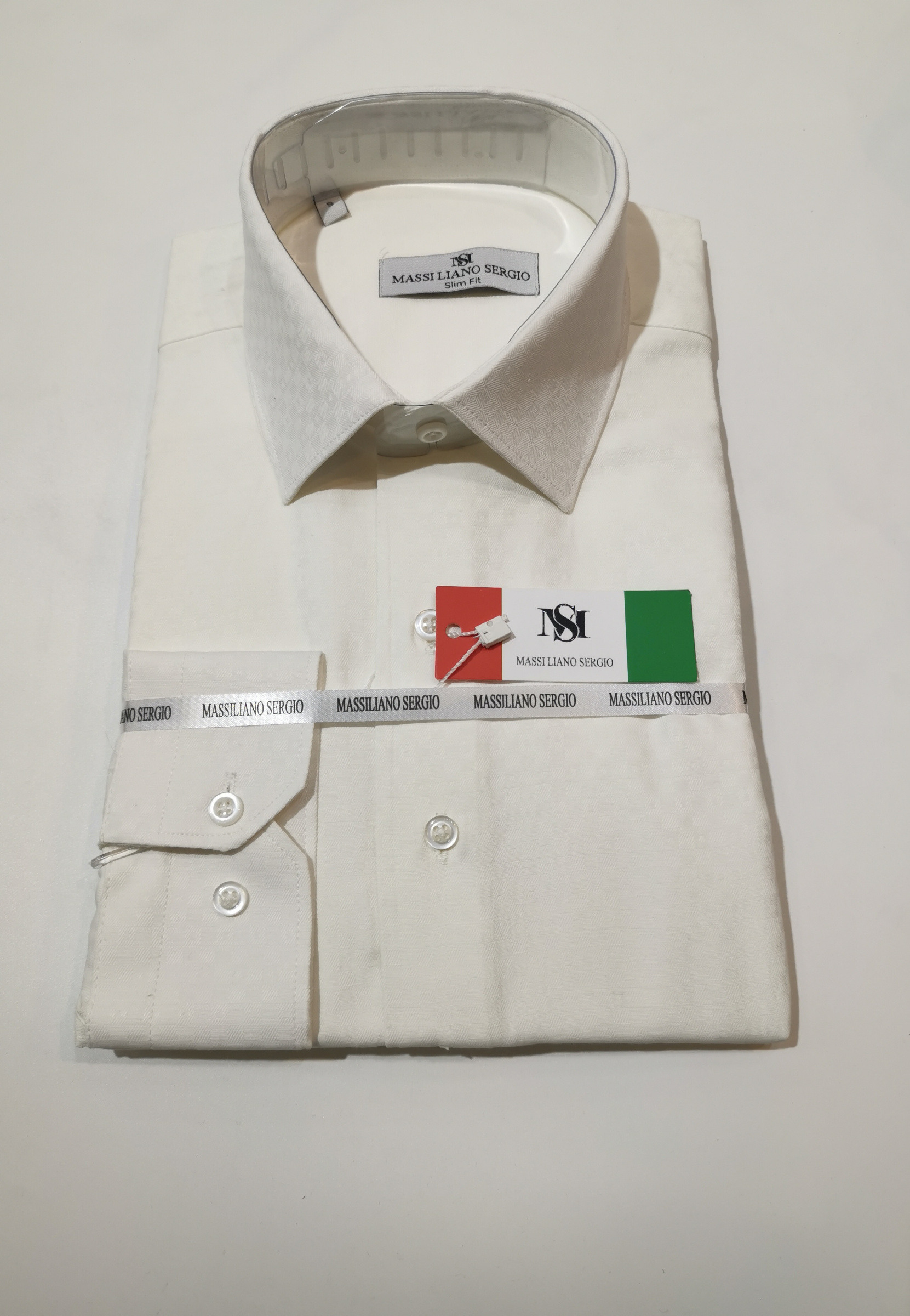 Grossista Massiliano Sergio - Camicia alla moda con motivo