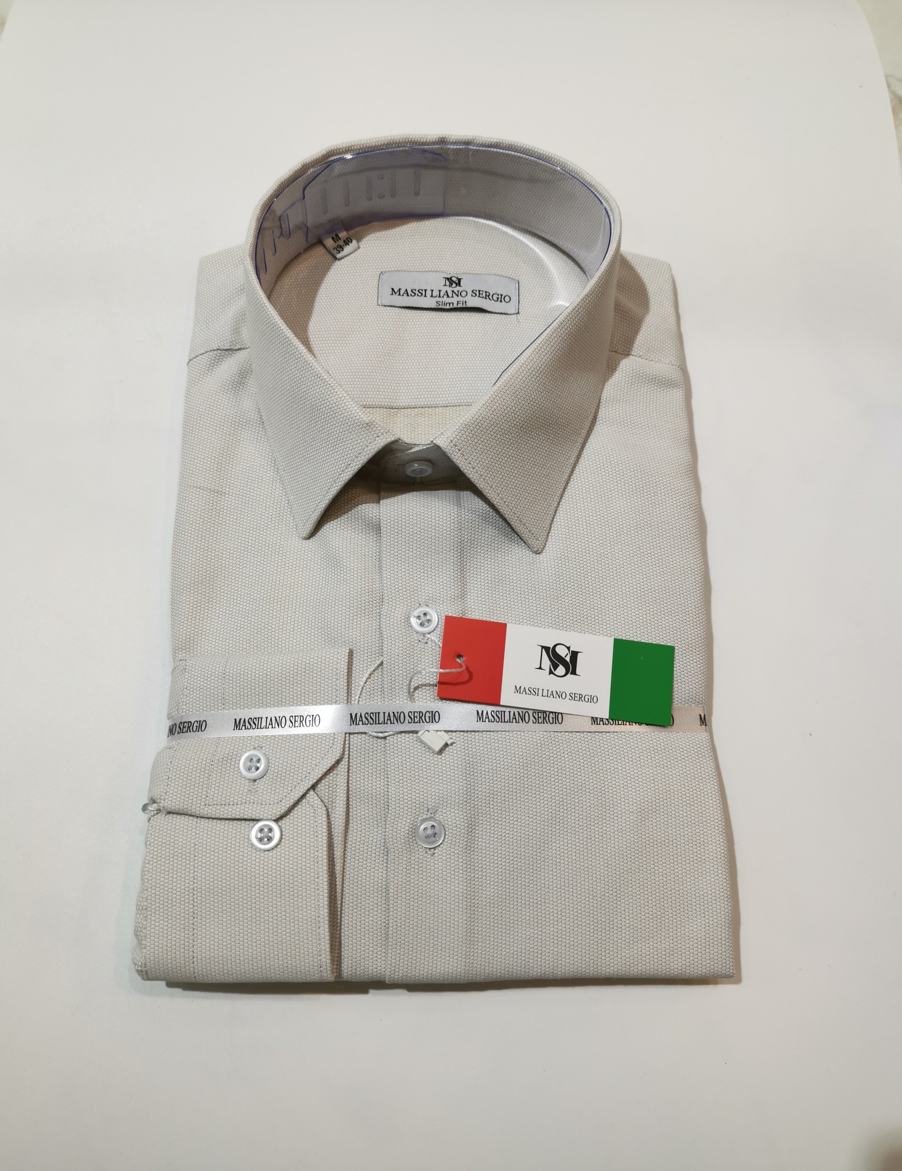 Grossista Massiliano Sergio - Camicia alla moda con motivo