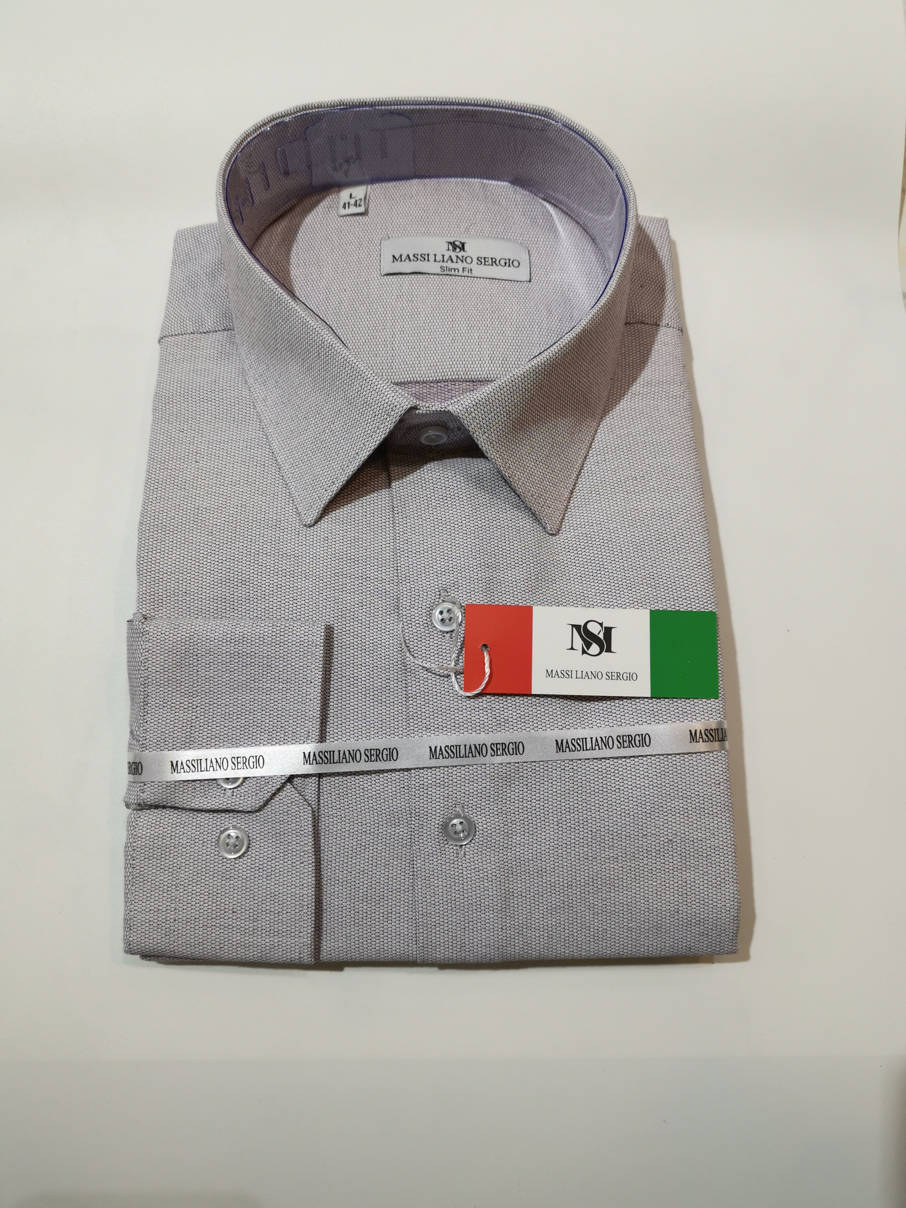 Grossista Massiliano Sergio - Camicia alla moda con motivo