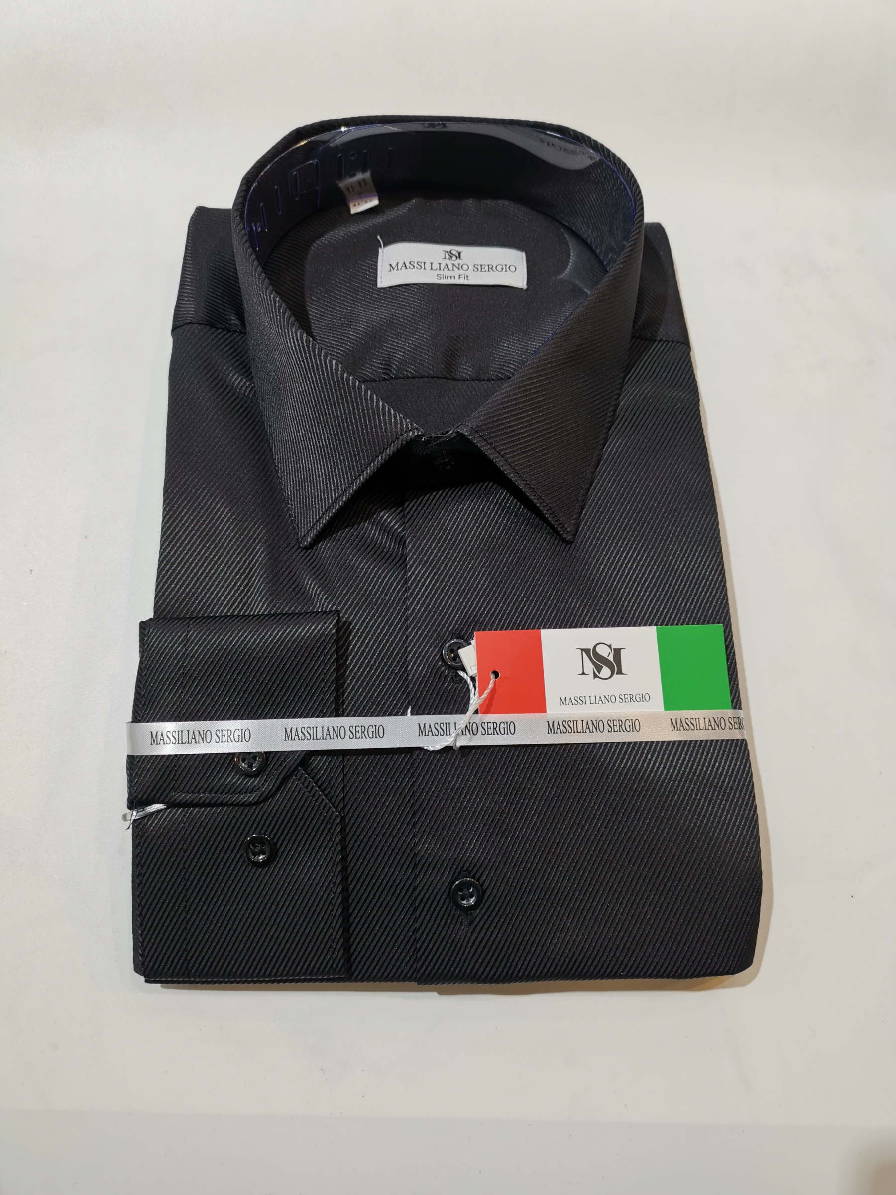 Grossista Massiliano Sergio - Camicia alla moda con motivo