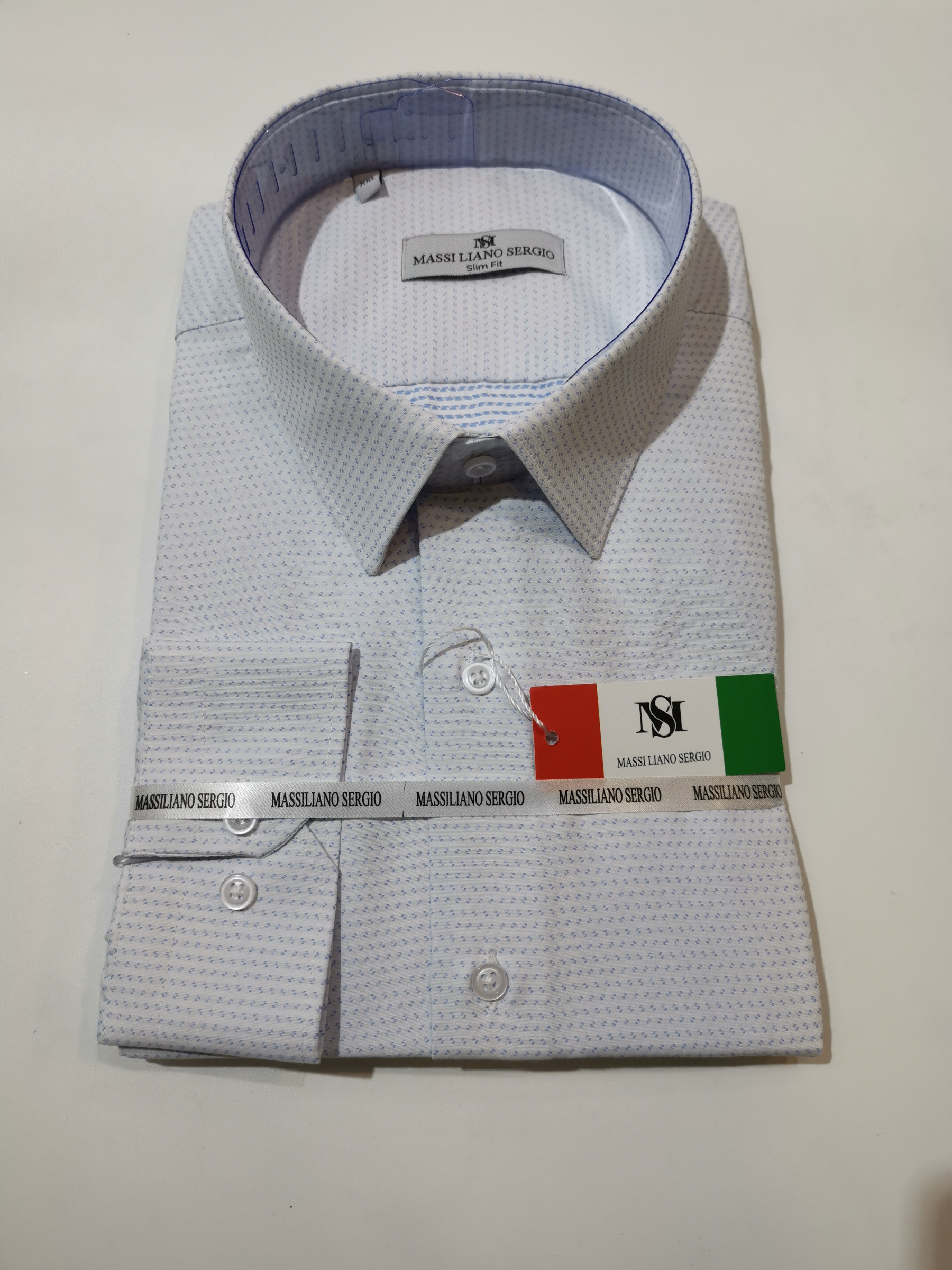 Grossista Massiliano Sergio - Camicia alla moda con motivo