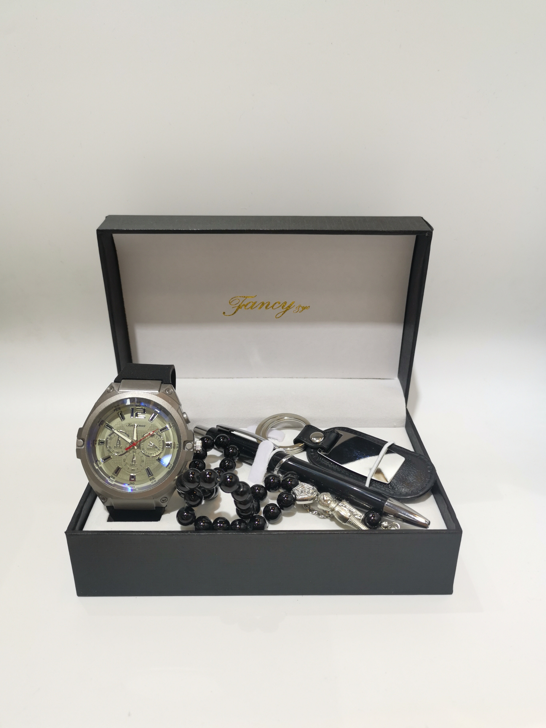Grossista C.S. MODE - Cofanetto orologio elegante
