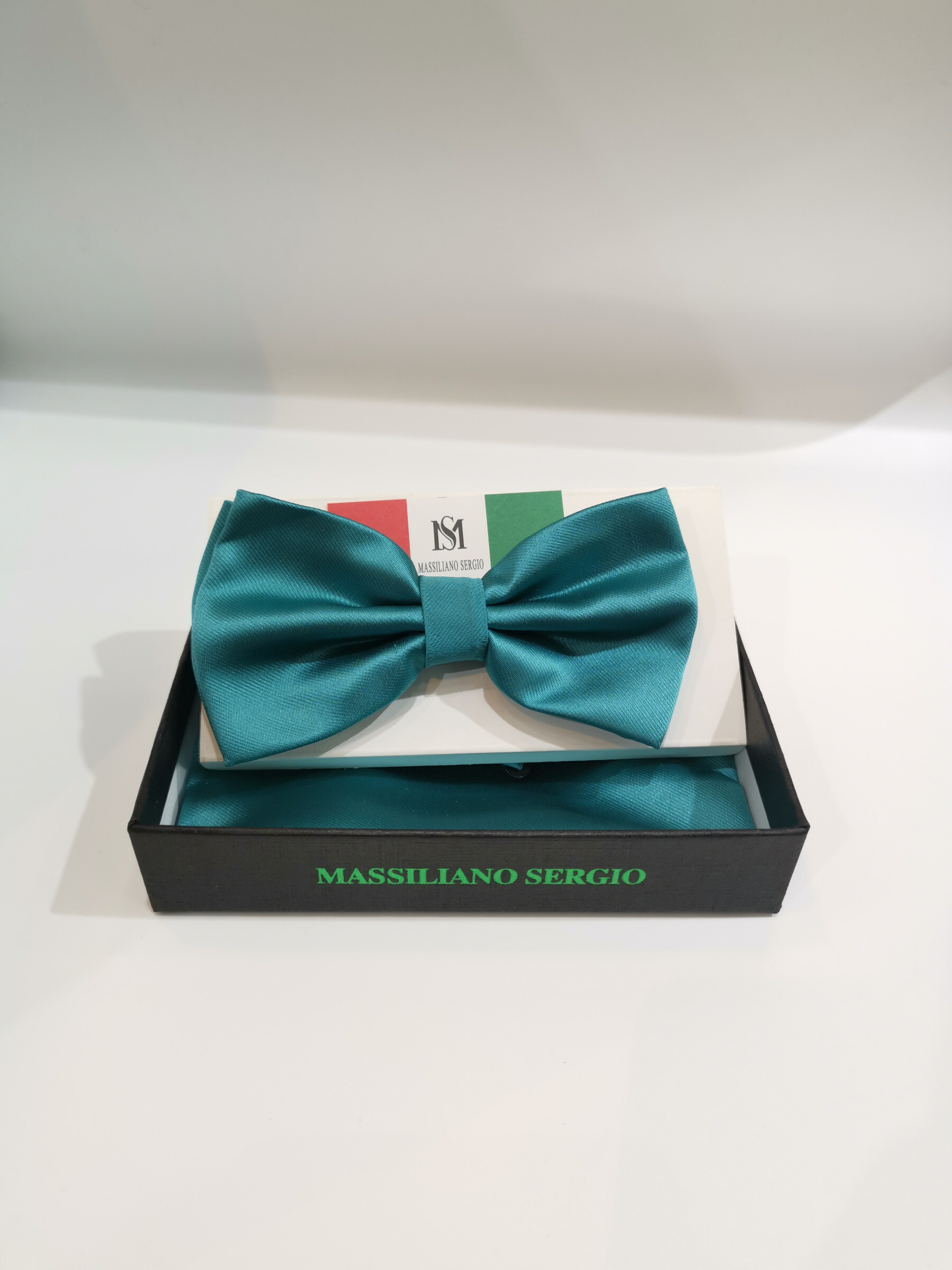 Grossiste Massiliano Sergio - Noeud papillon uni